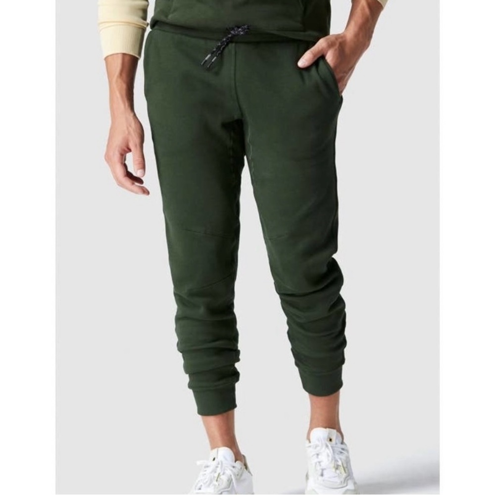 FABLETICS Olive Green Postgame Jogger Cozy Fleece Winter Bottoms Warm Size Small